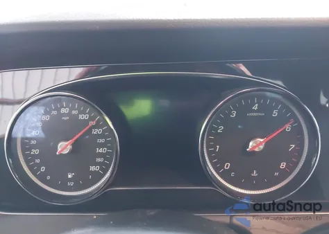 2017 Mercedes-Benz E 300 4Matic из США, поврежденный, VIN WDDZF4KB5HA272194